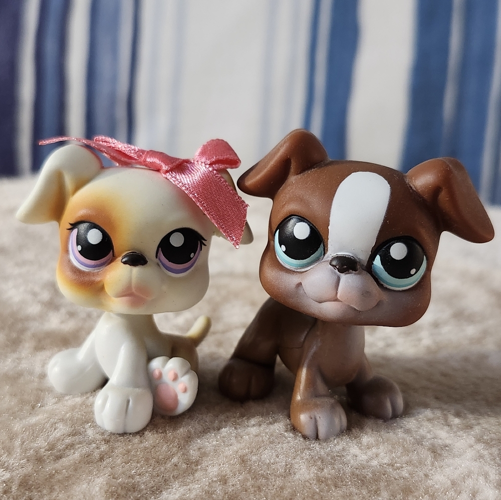 Littlest Pet Shop Puppy Dog duo